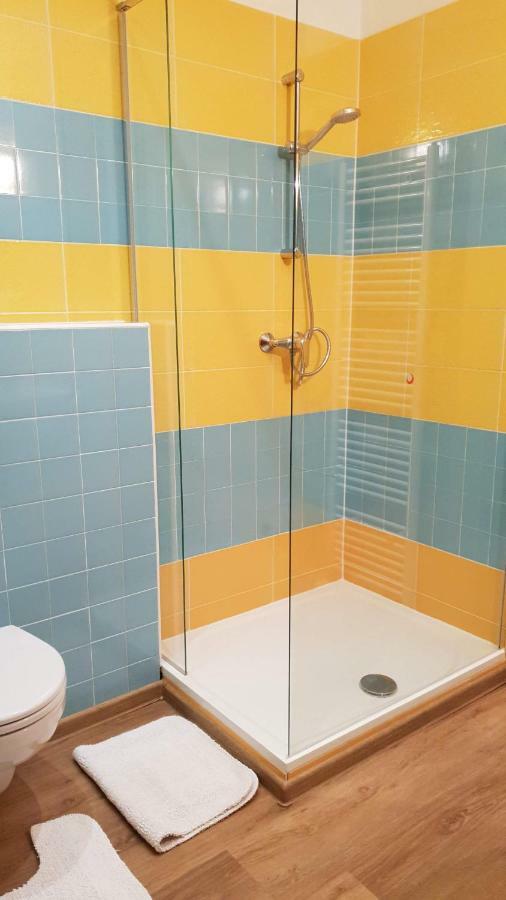 Stara Lesna Adex Apartment Bagian luar foto